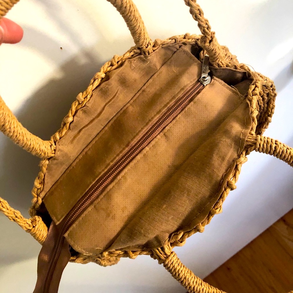 Purse - Picture 3 of 4